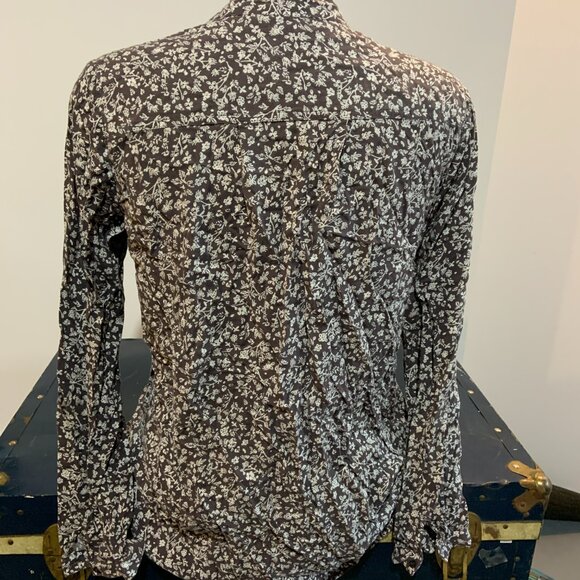 brown long sleeve blouse - Picture 2 of 3